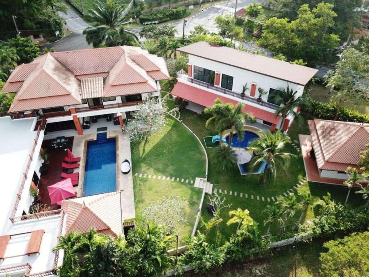 Villa Laguna Phuket Bagian luar foto