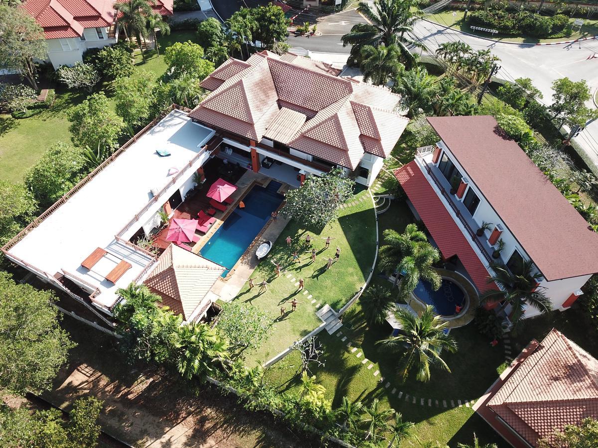 Villa Laguna Phuket Bagian luar foto